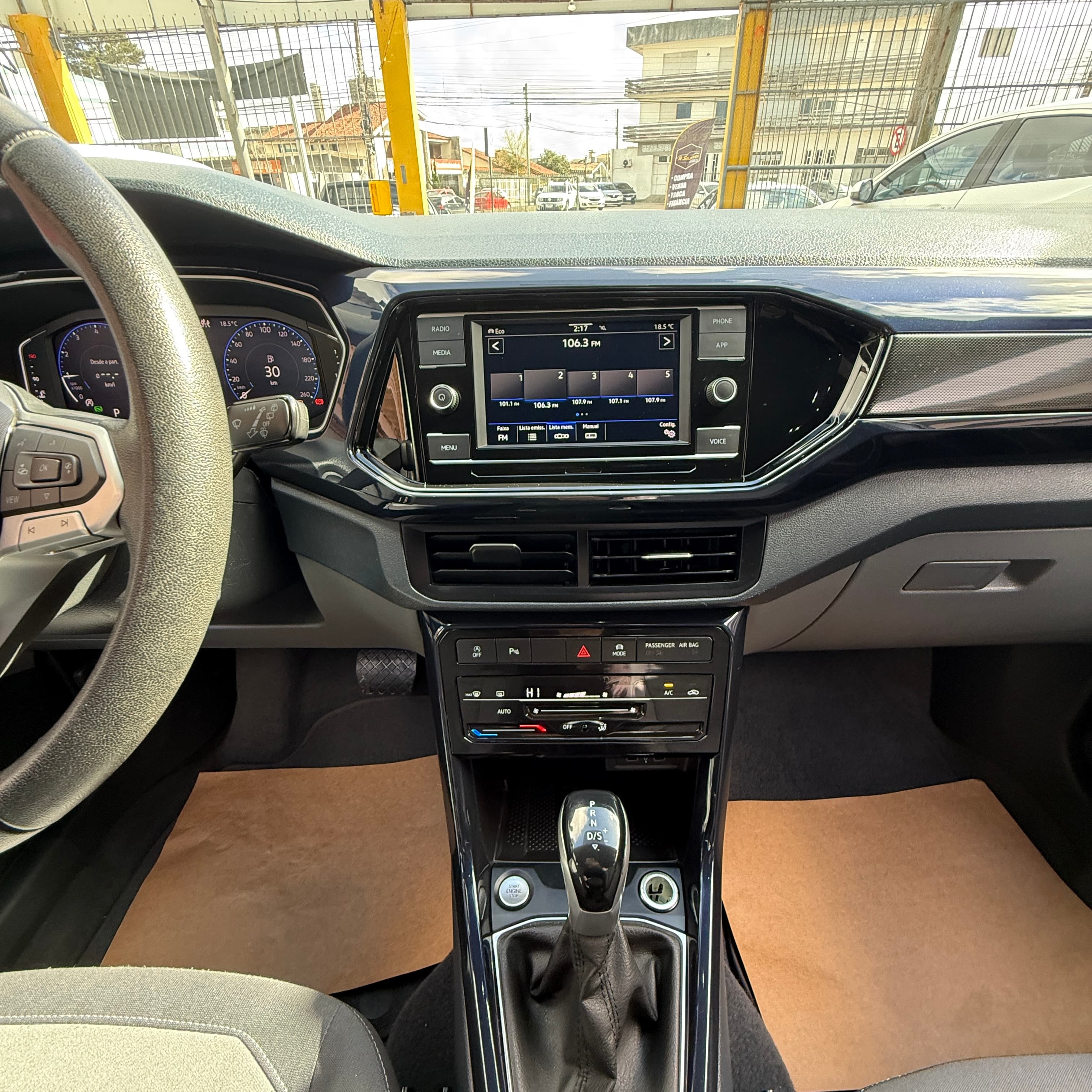 Volkswagen T-Cross Comfor. 200 TSI 1.0 Flex 5p Aut. — foto 5